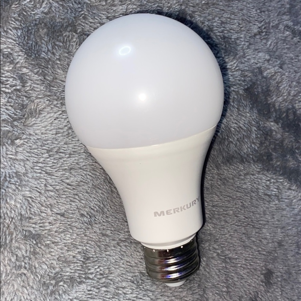 LED light bulb - Picture 2 of 3